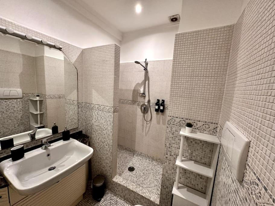 Luxurious Flat Close To The Vatican/Metro روما المظهر الخارجي الصورة